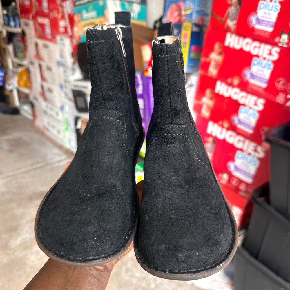 UGG Neevah Suede Side Zip Shearling Lined Ankle Boots Women's Size 7 Black - Picture 11 of 13